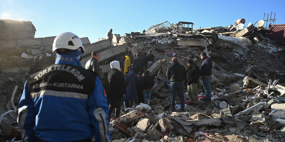 Erdbeben-Katastrophe: Opferzahl nun bei über 7.200