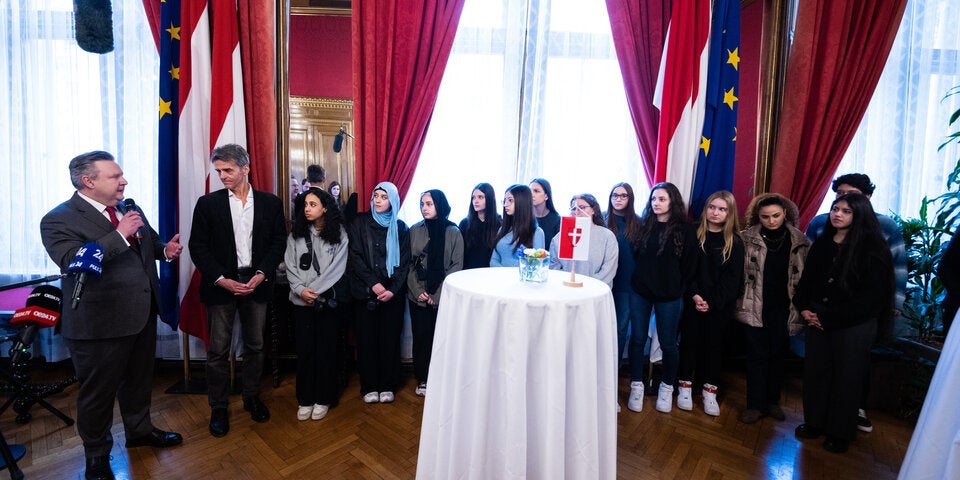 Waldhäusl-Sager: Ludwig lud Schüler ins Rathaus