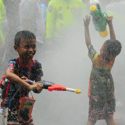 Riesen-Wasserschlacht in Bangkok