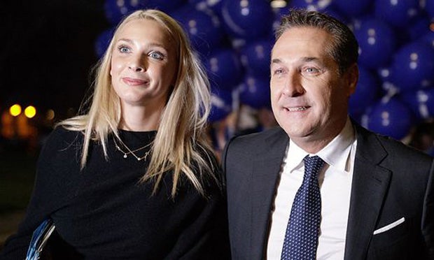Psycho-Druck: Schmeißt Philippa Strache hin?