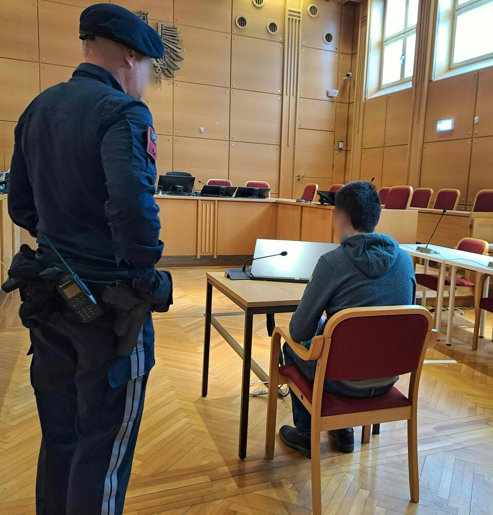 Tennager messer Prozess linz