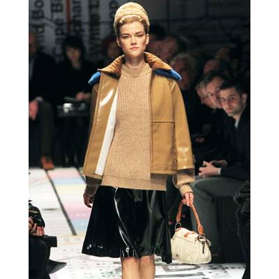 CHANEL: Alles Kunstpelz