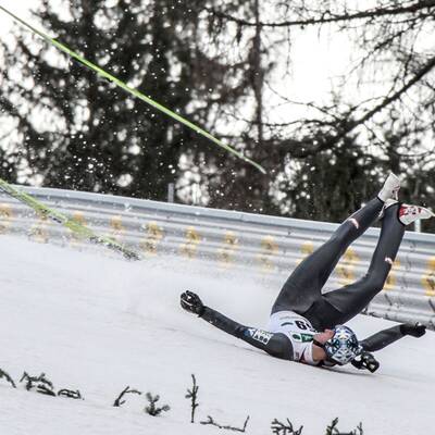 Schock-Momente beim Skifliegen am Kulm