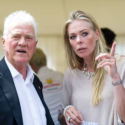 Ehemalige Schönheitskönigin im Parlament