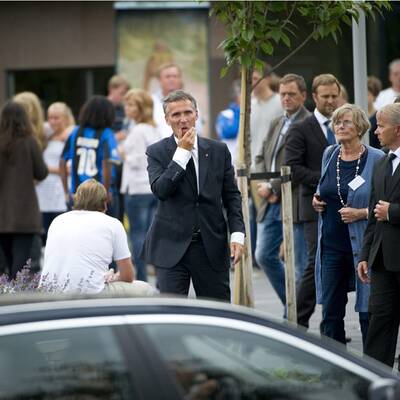 Stoltenberg besucht die Opfer