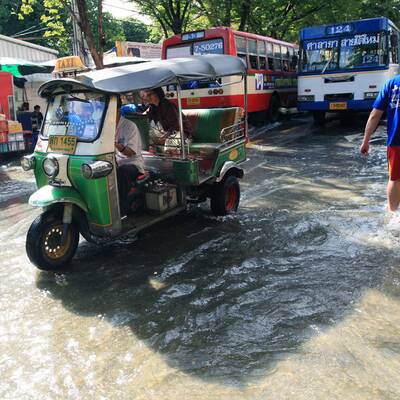 Jahrhundert-Hochwasser in Bangkok