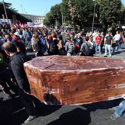 Proteste gegen Berlusconi in Rom