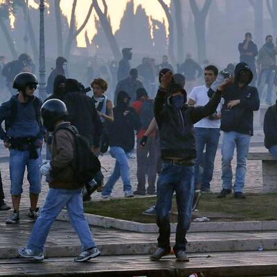 Proteste gegen Berlusconi in Rom