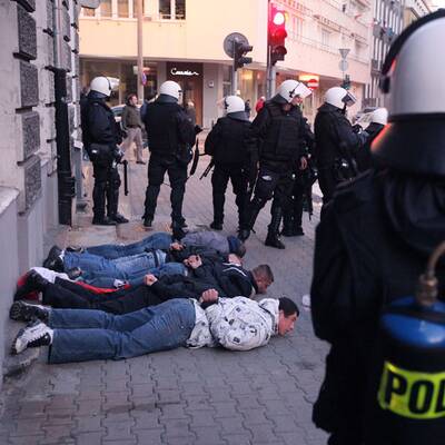 Schwere Krawalle in Warschau