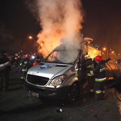 Schwere Krawalle in Warschau