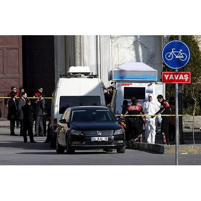 Angreifer nach Schusswechsel mit Polizei getötet