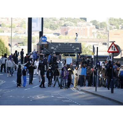 Krawalle in ganz England