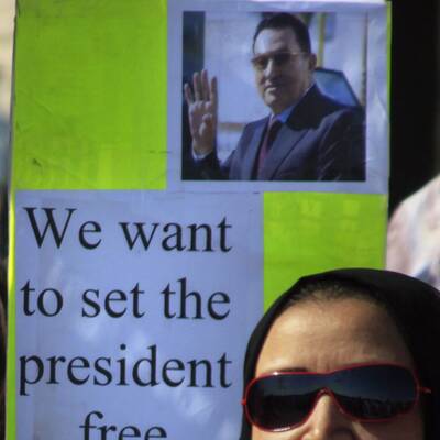 In Kairo demonstrierten Gegner und Befürworter des Ex-Präsidenten