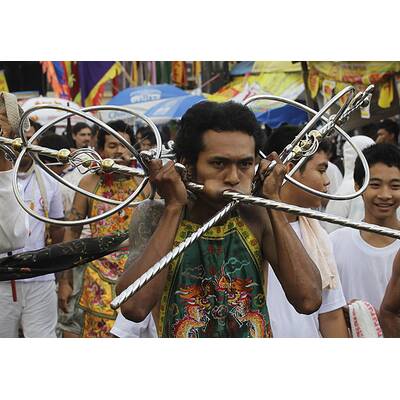 Horror-Szenen von Vegetarier-Fest auf Insel Phuket