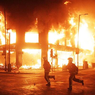 Massive Ausschreitungen in Tottenham