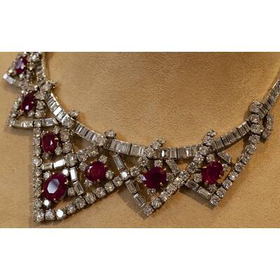 Liz Taylors Schmuck wird versteigert