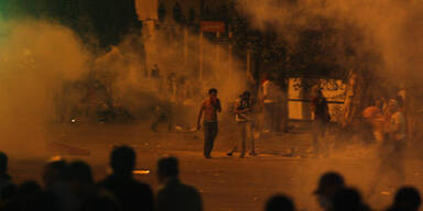 Kairo: Gewalt  vor israelischer Botschaft