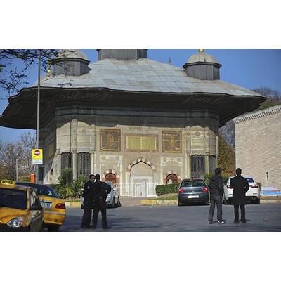 Angreifer nach Schusswechsel mit Polizei getötet