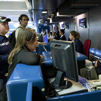 Familie Knox am Leonardo da Vinci-Flughafen in Rom