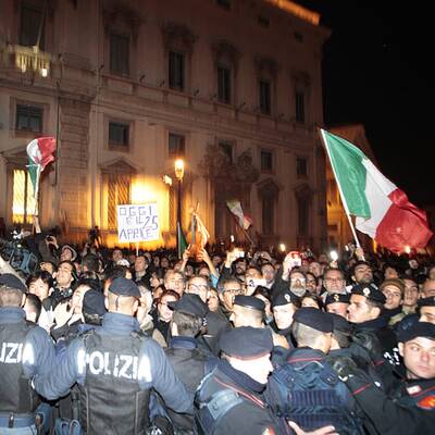 Ciao, Silvio: Berlusconi ist zurückgetreten