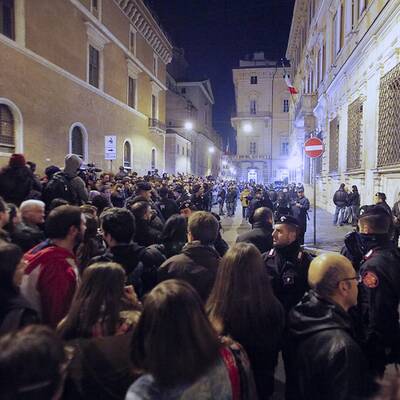 Ciao, Silvio: Berlusconi ist zurückgetreten