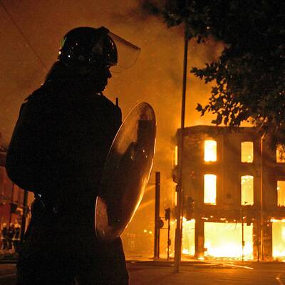 Flammen über London