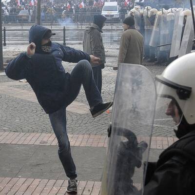 Schwere Krawalle in Warschau