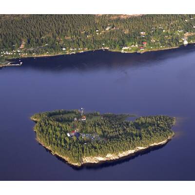 Den Teenagern im Sommerlager der sozialdemokratischen Regierungspartei blieben nicht viele Chancen zur Flucht. Mindestens 84 starben auf Utöya.