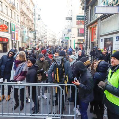 Ansturm auf Apple-Store in Wien