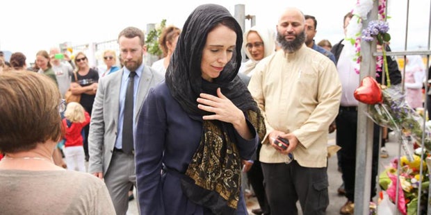 Neuseeland trägt Kopftuch aus Solidarität