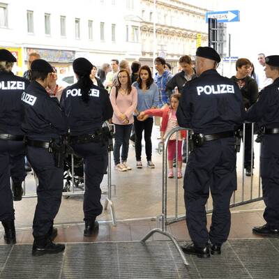 Ardian in der Lugner City