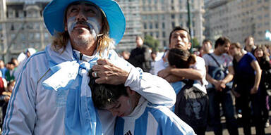 Argentinien versinkt in Trauer