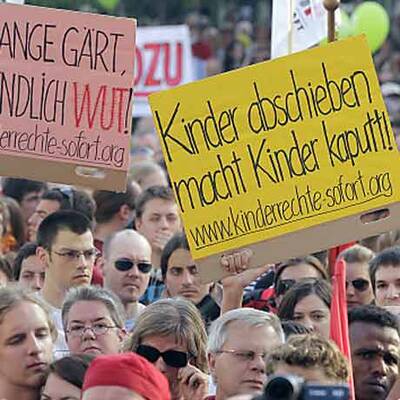 Tausende demonstrieren für Arigona