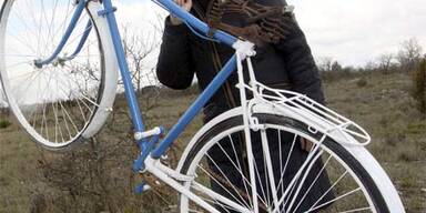 Spott-Denkmal für Armstrong-Sturz