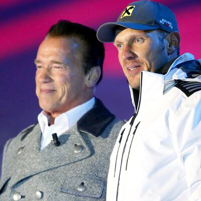 Der Ex-Governator und die Ski-Legende bei der Eröffnung der Ski-WM