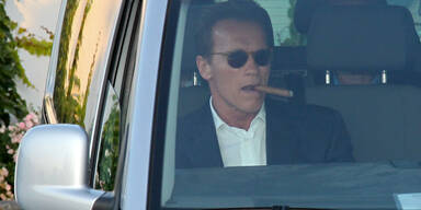 Arnie hat Österreich Richtung Genf verlassen