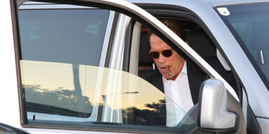 Arnie hat Österreich Richtung Genf verlassen