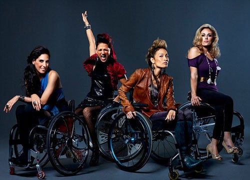 Nordstroms wirbt mit Model im Rollstuhl
