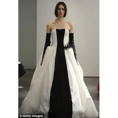 Trend. Schwarze Brautkleider