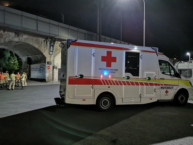 Rettungs-Großeinsatz bei Hochzeitsfeier in Innsbruck