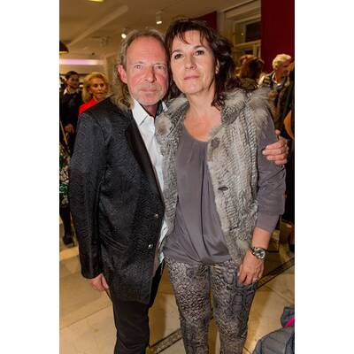 Jeannine Schillers Charity-Shopping