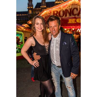 Circus Roncalli: Stars auf Gala-Premiere