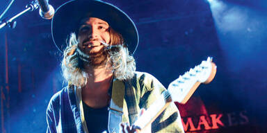 Groupie-Alarm bei Makemakes