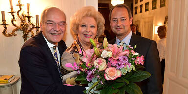 Birgit Sarata bat zum Get-Together