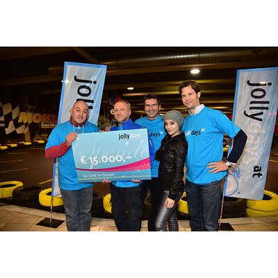 Licht ins Dunkel: Promi-Go-Kart-Rennen