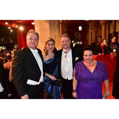 Die schönsten Bilder vom Opernball 2015