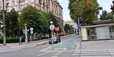 Teenie niedergestochen Ring Wien City