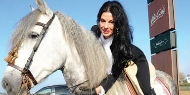 Wer wird neue Chefin der Hofreitschule?