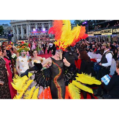 Life Ball 2014: Fantasievolle Kostüme & schrille Gäste
