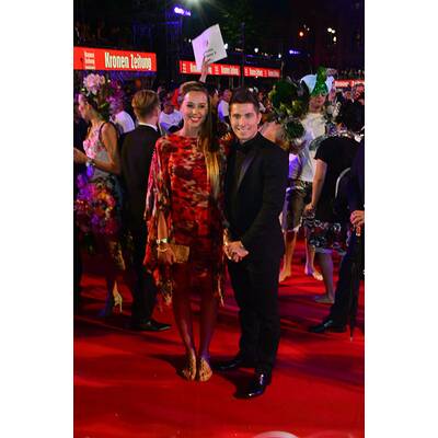 Stars und glamouröse Kostüme am Life Ball